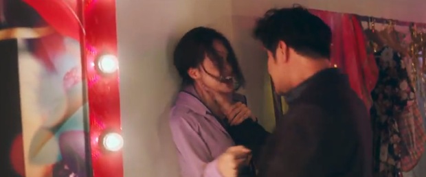 Hương Giang chôm tiền làm ngực của Puka, sang Thái phẫu thuật chuyển giới ở trailer Sắc Đẹp Dối Trá - Ảnh 9.