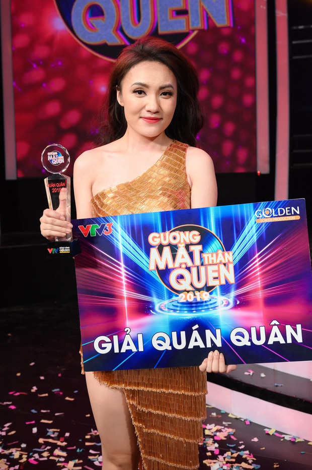 Nhật Thủy trổ tài giả giọng Mỹ Linh dành tặng fan cứng đặc biệt của mình tại Gương mặt thân quen - Ảnh 1.