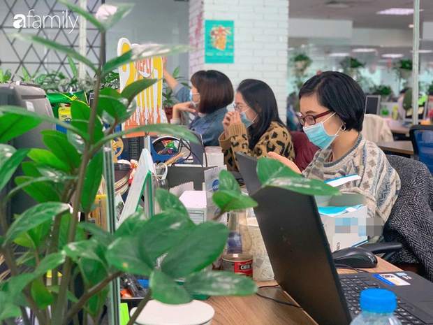 Hội chị em làm đẹp thời tâm bão Corona: Thứ vô dụng nhất là son môi, bước kẻ lông mày là không thể qua loa cho có - Ảnh 1. Hội chị em làm đẹp thời tâm bão Corona: Thứ vô dụng nhất là son môi, bước kẻ lông mày là không thể qua loa cho có - Ảnh 1.