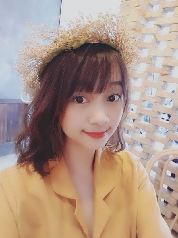 Mê mẩn vẻ đẹp ngọt lịm của Hạ Mi, nữ streamer hot nhất làng Liên quân Mobile Việt hiện nay - Ảnh 8. Mê mẩn vẻ đẹp ngọt lịm của Hạ Mi, nữ streamer hot nhất làng Liên quân Mobile Việt hiện nay - Ảnh 8.