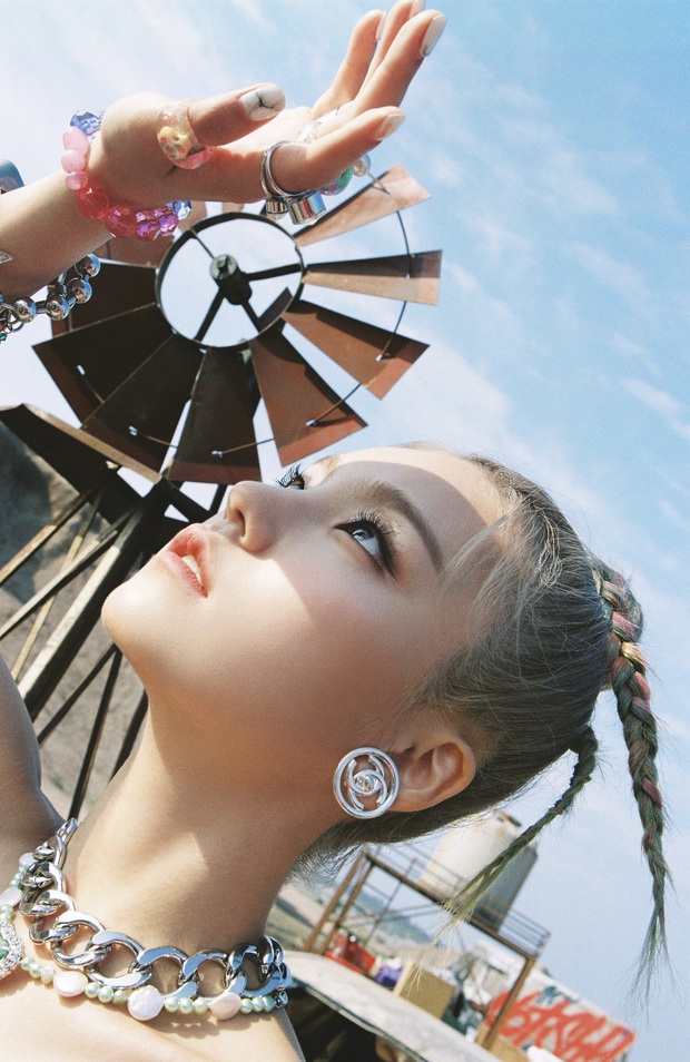 Phỏng vấn ITZY: Main dancer muốn thử sức ở vai trò biên đạo nhảy; Lia nhớ fan Việt, ao ước thưởng thức lại hủ tiếu và cà phê dừa! - Ảnh 3. Phỏng vấn ITZY: Main dancer muốn thử sức ở vai trò biên đạo nhảy; Lia nhớ fan Việt, ao ước thưởng thức lại hủ tiếu và cà phê dừa! - Ảnh 3.