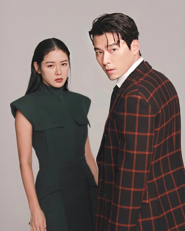 Dân tình náo loạn trước bức ảnh Hyun Bin mặc đồ đôi dự tiệc sinh nhật của Son Ye Jin, nhưng sự thật là gì? - Ảnh 7.