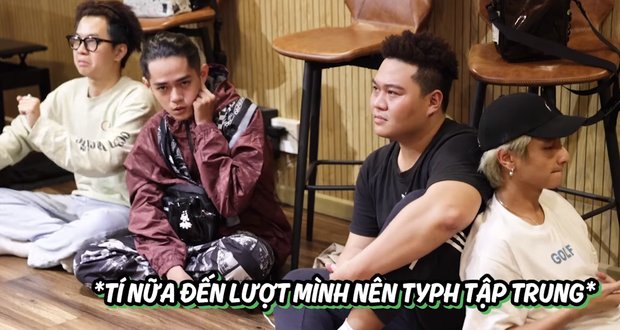Touliver bắt lỗi Thành Draw khi chệch nhịp 0,3 giây, rồi đưa ra lời khuyên quá chí lý: Sung là để đi diễn, ghi hình là phải đẹp trai - Ảnh 5. Touliver bắt lỗi Thành Draw khi chệch nhịp 0,3 giây, rồi đưa ra lời khuyên quá chí lý: Sung là để đi diễn, ghi hình là phải đẹp trai - Ảnh 5.