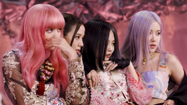 Fangirl chính hiệu đi thi Olympia: Gặp câu hỏi về BLACKPINK đã thoăn thoắt trả lời khi MC chưa đọc xong - Ảnh 2. Fangirl chính hiệu đi thi Olympia: Gặp câu hỏi về BLACKPINK đã thoăn thoắt trả lời khi MC chưa đọc xong - Ảnh 2.