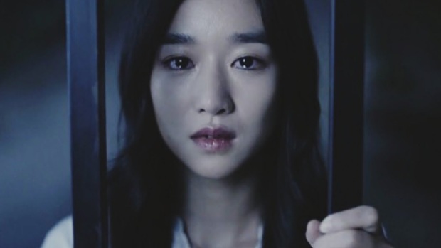 8 diễn viên Hàn xả thân vì nghiệp diễn: Jang Geun Suk nhai rắn độc, Seo Ye Ji liều mình hít khí than diễn cảnh tự sát - Ảnh 9. 8 diễn viên Hàn xả thân vì nghiệp diễn: Jang Geun Suk nhai rắn độc, Seo Ye Ji liều mình hít khí than diễn cảnh tự sát - Ảnh 9.