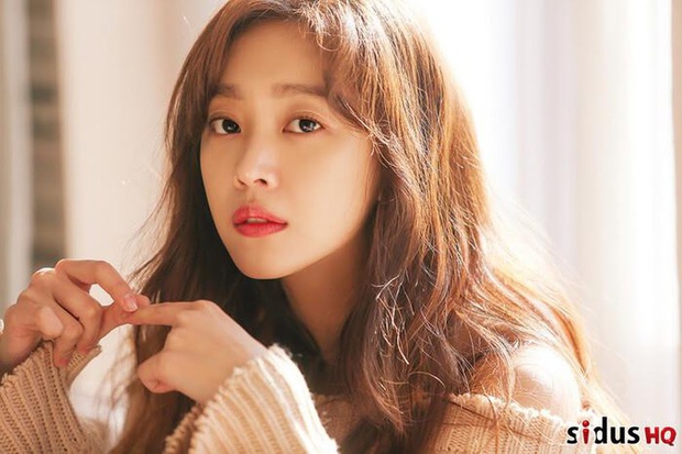 Jo Bo Ah - nữ chính Bạn Trai Tôi Là Hồ Ly: Bản sao của Sulli với body siêu mê, đời tư sạch sành sanh né gọn scandal! - Ảnh 10.