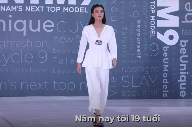 Next Top Model: Thí sinh 19 tuổi nhan sắc như Hoa hậu suýt bị loại vì... catwalk 2 hàng - Ảnh 2.