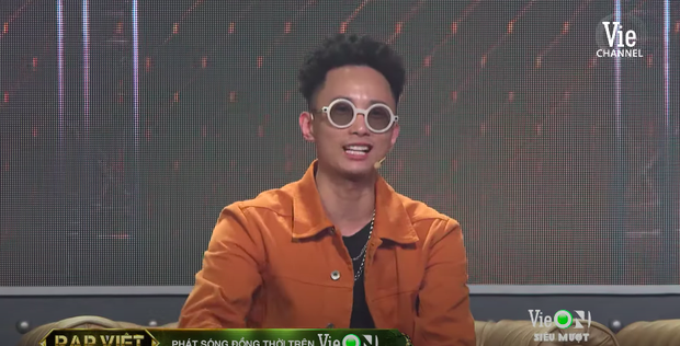 Rap Việt tập 12: Tez vừa về đội Wowy đã bị Karik phũ, GDucky bỗng trở thành mối lo? - Ảnh 4.