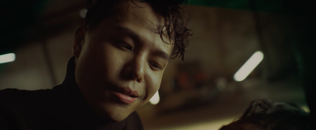 Sau 7 năm trở lại màn ảnh rộng, Hoàng Thùy Linh làm nghi can số 1 ở vụ giết người rúng động chung cư Trái Tim Quái Vật  - Ảnh 8.