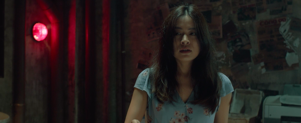 Sau 7 năm trở lại màn ảnh rộng, Hoàng Thùy Linh làm nghi can số 1 ở vụ giết người rúng động chung cư Trái Tim Quái Vật  - Ảnh 3.