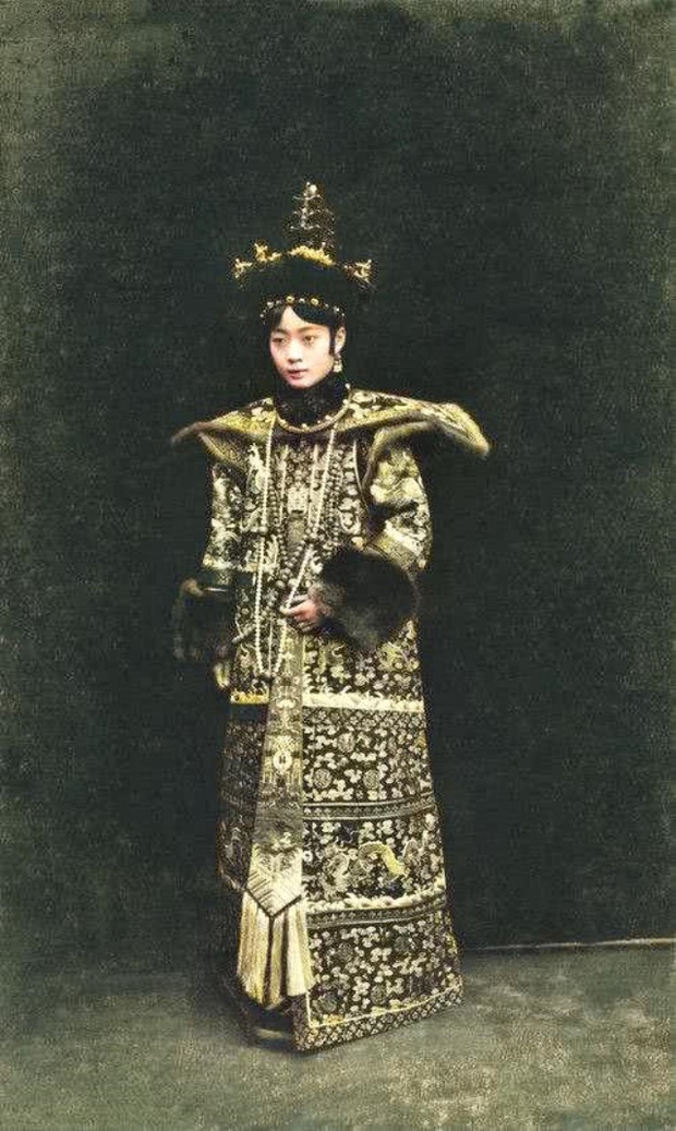 Hoàng hậu cuối cùng trong lịch sử phong kiến Trung Quốc: Xuất thân danh giá, tài sắc vẹn toàn nhưng phải sống một đời cô quạnh - Ảnh 3.