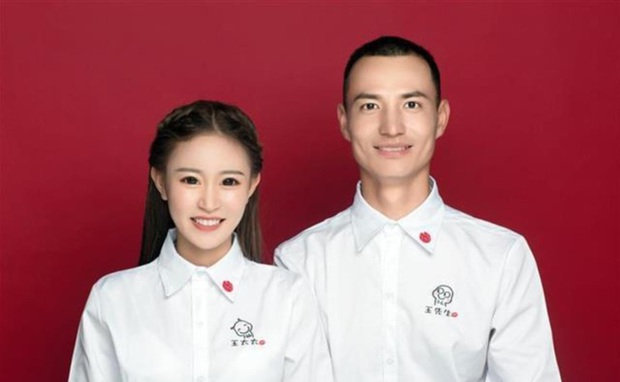 Lật tẩy thân phận nữ y tá xinh đẹp nhất trong đợt chống dịch ở Vũ Hán: Được vinh danh như anh hùng nhưng hóa ra là nữ quái với loạt phốt chấn động - Ảnh 2.