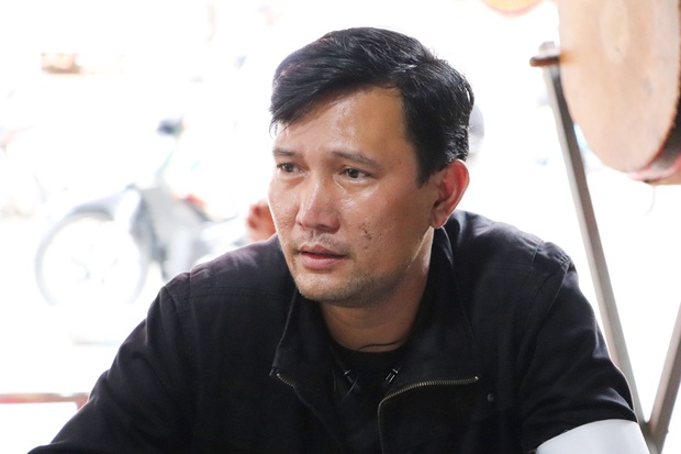 Tang lễ đẫm nước mắt của hiệp sĩ tử vong lúc truy đuổi tội phạm ở Biên Hòa: Vợ mang song thai thẫn thờ bên linh cữu chồng - Ảnh 10.