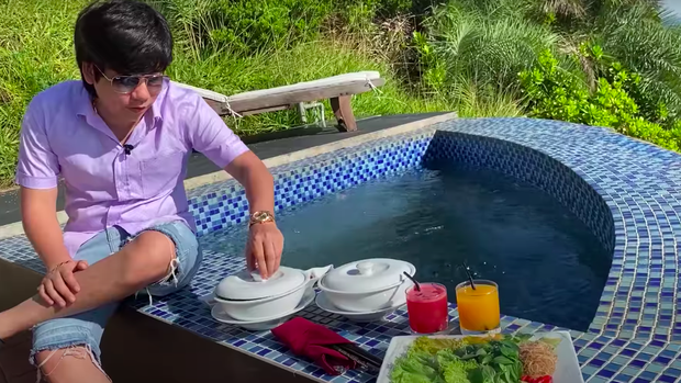 Khoảnh khắc tê tái: Khoa Pug đang quay clip từ trên cao thì flycam 12 triệu… rơi thẳng xuống đất, buồn méo cả mặt đi - Ảnh 3.