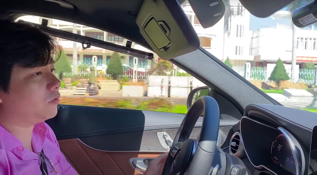 Khoảnh khắc tê tái: Khoa Pug đang quay clip từ trên cao thì flycam 12 triệu… rơi thẳng xuống đất, buồn méo cả mặt đi - Ảnh 7.