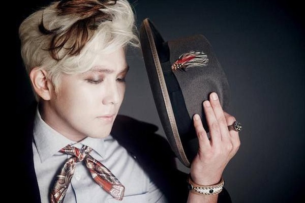 Không thể nhận ra nam thần Super Junior 1 thời: Mặt hốc hác, tuột dốc nhan sắc sau khi rời nhóm vì chuỗi bê bối - Ảnh 7. Không thể nhận ra nam thần Super Junior 1 thời: Mặt hốc hác, tuột dốc nhan sắc sau khi rời nhóm vì chuỗi bê bối - Ảnh 7.