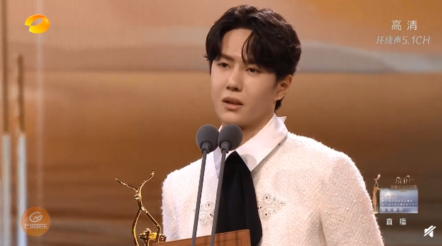 Kim Ưng 2020: Đôi Hữu Phỉ ẵm giải bình chọn, Đồng Dao gây ồn ào vì phận nữ phụ mà lên ngôi Thị Hậu - Ảnh 3.