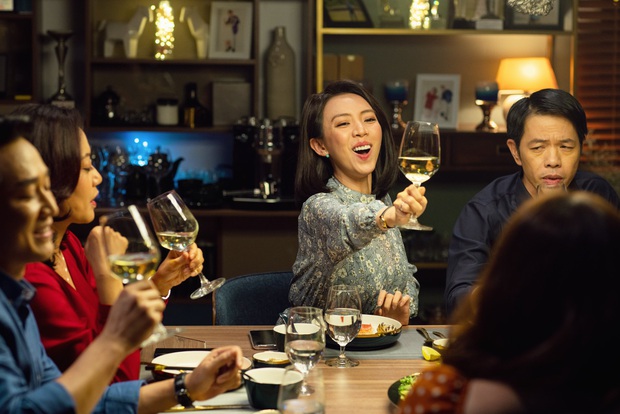 Tiệc Trăng Máu: Một đề tài trendy mà nhân vật khóc - khán giả cười, chuyện hiếm thấy ở phim Việt! - Ảnh 9. Tiệc Trăng Máu: Một đề tài trendy mà nhân vật khóc - khán giả cười, chuyện hiếm thấy ở phim Việt! - Ảnh 9.