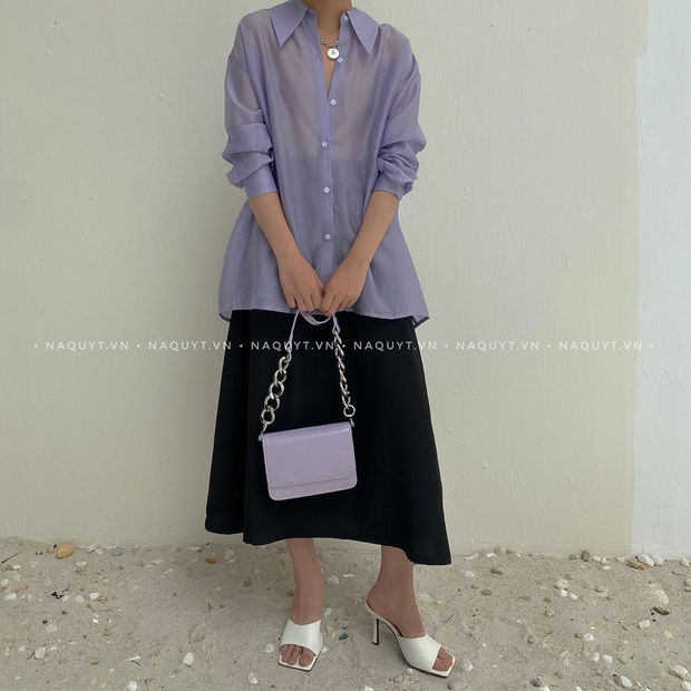 Rosé diện áo xuyên thấu nhưng không phô phang như người mẫu là nhờ áo 2 dây đen, bạn nên học theo để có style tinh tế - Ảnh 8.