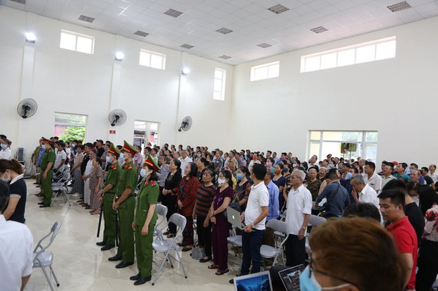 Chủ quán Nhắng nướng bị tuyên phạt 12 tháng tù giam: Bị cáo xin lỗi chị Hiền và toàn thể cộng đồng mạng - Ảnh 10.