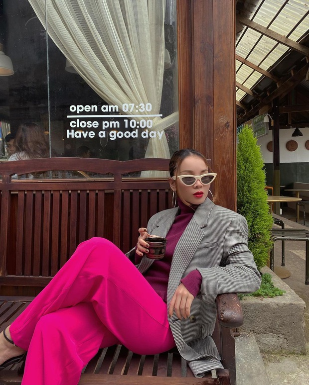 Instagram look của sao Việt tuần qua: Ngọc Trinh diện quần táo bạo trông như lộ nội y, Amee ngày càng chất - Ảnh 7. Instagram look của sao Việt tuần qua: Ngọc Trinh diện quần táo bạo trông như lộ nội y, Amee ngày càng chất - Ảnh 7.