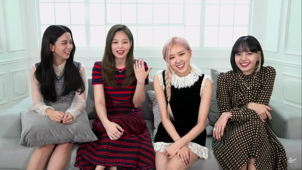 BLACKPINK giao lưu trên talkshow Mỹ: Jisoo tự tin hơn dù chỉ được hỏi đúng 1 câu tiếng Anh - Ảnh 4. BLACKPINK giao lưu trên talkshow Mỹ: Jisoo tự tin hơn dù chỉ được hỏi đúng 1 câu tiếng Anh - Ảnh 4.