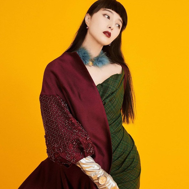 Gần 40 tuổi nhưng Phạm Băng Băng không ngại thử style mới, diện đồ càng độc càng lạ lại càng đẹp - Ảnh 7.