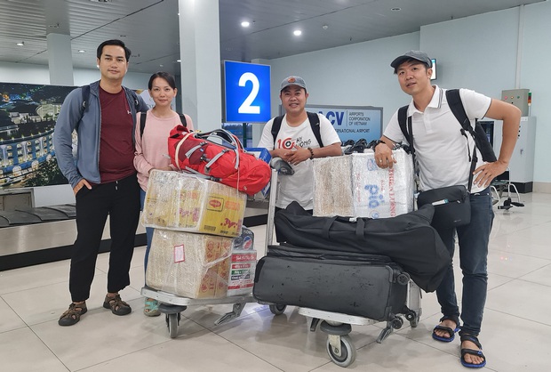 Cả “vũ trụ vlogger” cùng đồng lòng hướng về miền Trung: Khoai Lang Thang kêu gọi được 1,65 tỷ đồng, Bà Tân Vlog gửi thẳng 50 triệu ủng hộ - Ảnh 11.