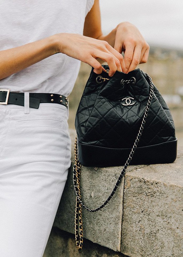 Trước khi bị bóc phốt, Irene từng được khen hết lời khi mua hẳn túi Chanel trăm triệu tặng stylist  - Ảnh 3.