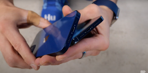 Tin không vui cho các hãng bán kính cường lực, Ceramic Shield trên iPhone 12 thực sự rất bền! - Ảnh 2.