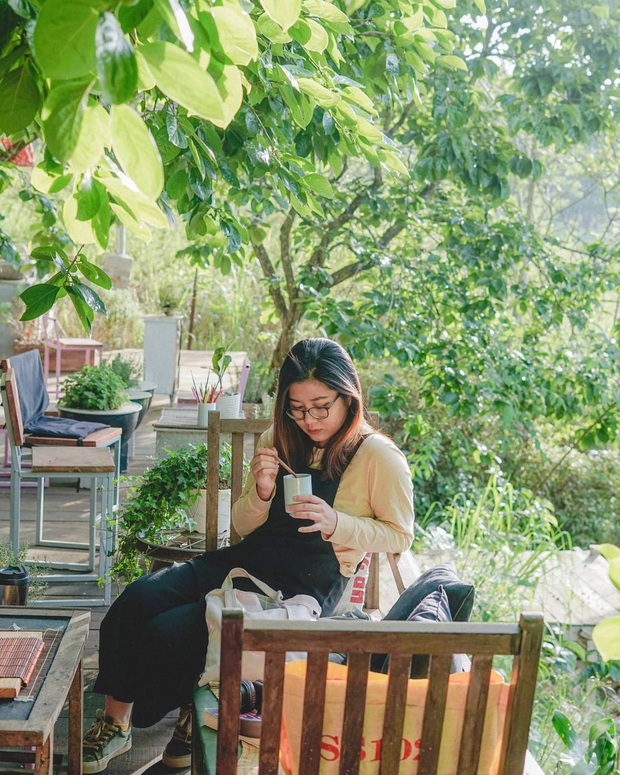 Da Lat has 4 extremely rare "chill spread"-style cafes: Isolated in the middle of the pine forest, every corner of the virtual life is beautiful - Photo 16. Da Lat has 4 extremely rare "chill spread"-style cafes: Isolated in the middle of the pine forest, every corner of the virtual life is beautiful - Photo 16.