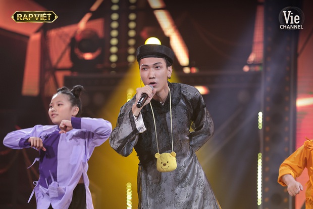 Rhymastic khen Tlinh giỏi hơn rapper gạo cội, tuyên bố lyrics của Gonzo khiến chính mình cũng thấy ngại nhưng có vẻ là khen hơi lố? - Ảnh 3.