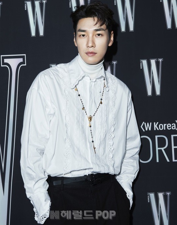 Gần nửa Kbiz đổ bộ sự kiện khủng: Park Min Young mặt cứng đờ, Jessica bị chê dừ chát, mỹ nhân Red Velvet đọ sắc bên Park Shin Hye - Ảnh 26.