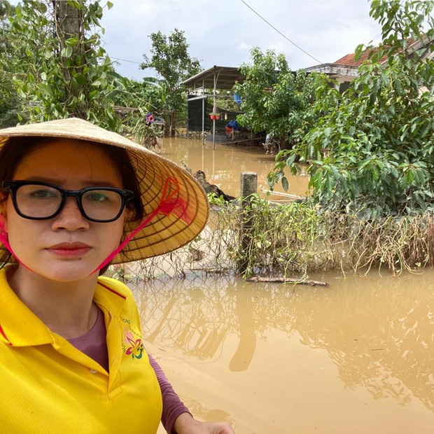 Trang Trần bức xúc khi vợ chồng Lý Hải và Thuỷ Tiên - Công Vinh bị antifan soi khi đi cứu trợ miền Trung - Ảnh 5.