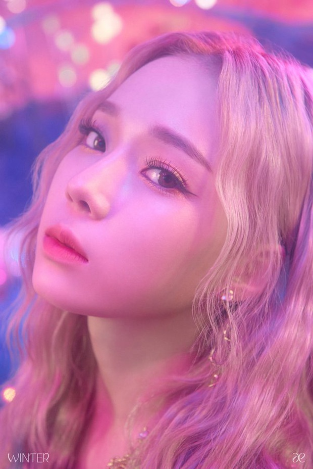 Là nhóm nhà SM mà aespa bị chê không có visual, còn gặp phải đối thủ từ công ty vô danh nhưng đang gây sốt nhờ nhan sắc xịn xò - Ảnh 3. Là nhóm nhà SM mà aespa bị chê không có visual, còn gặp phải đối thủ từ công ty vô danh nhưng đang gây sốt nhờ nhan sắc xịn xò - Ảnh 3.