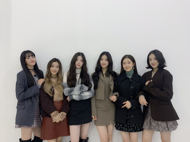 Là nhóm nhà SM mà aespa bị chê không có visual, còn gặp phải đối thủ từ công ty vô danh nhưng đang gây sốt nhờ nhan sắc xịn xò - Ảnh 5. Là nhóm nhà SM mà aespa bị chê không có visual, còn gặp phải đối thủ từ công ty vô danh nhưng đang gây sốt nhờ nhan sắc xịn xò - Ảnh 5.