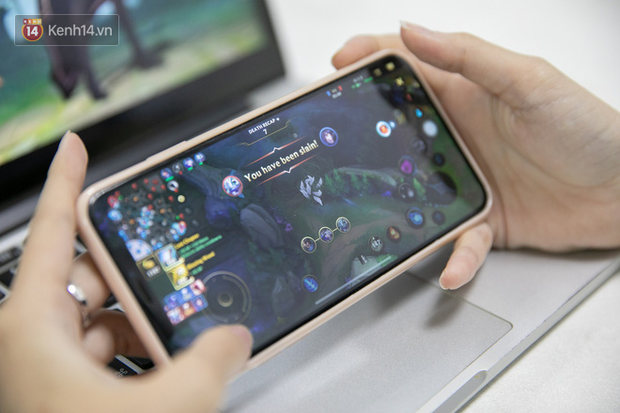 Nghe gái xinh từng nghiện cả LMHT lẫn Liên Quân Mobile trải nghiệm game Tốc Chiến: Chơi trên iPhone cực kì mượt, game hay miễn bàn! - Ảnh 7.