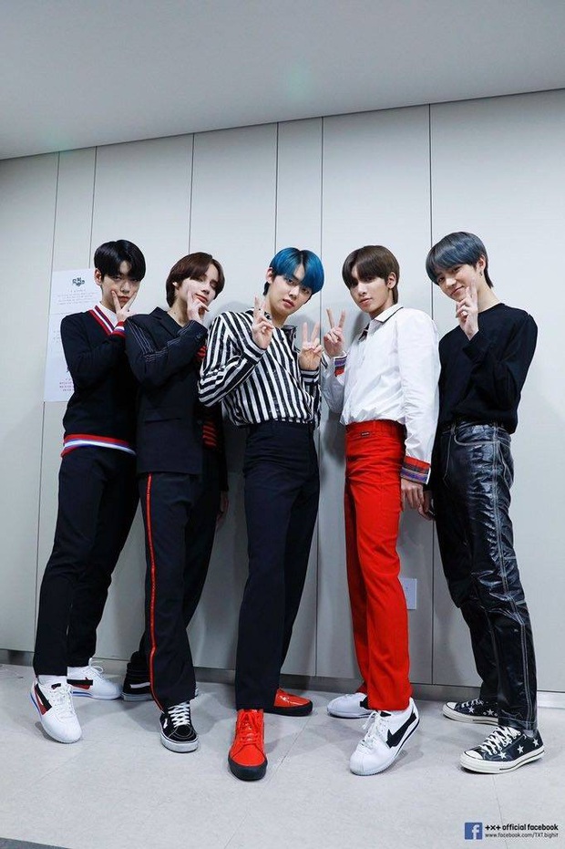 Nhóm nhạc em trai BTS gây sốt với tỷ lệ cơ thể cực đỉnh, toàn chân phái đúng nghĩa khiến dân mạng phát cuồng - Ảnh 4.