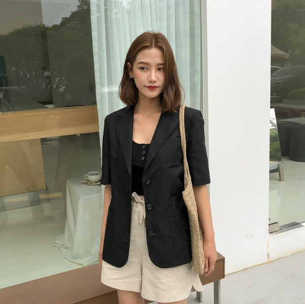 Nhìn Hà Tăng diện blazer cộc tay, hội chị em chỉ muốn copy ngay set đồ này để mặc đi làm  - Ảnh 4.