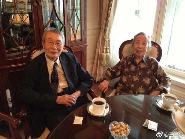 Hóng gia thế khủng của sao Cbiz: Luhan cấp 3 đã có siêu xe, Kiều Hân giàu bất ngờ, tất cả vẫn thua tình cũ Angela Baby - Ảnh 17.