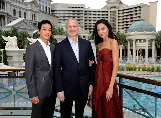 Hóng gia thế khủng của sao Cbiz: Luhan cấp 3 đã có siêu xe, Kiều Hân giàu bất ngờ, tất cả vẫn thua tình cũ Angela Baby - Ảnh 27.