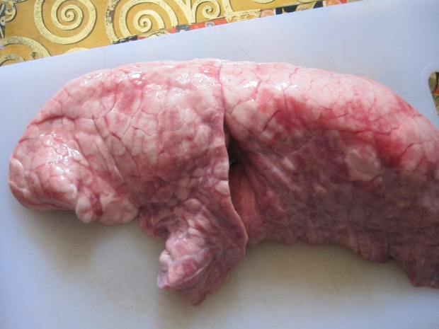 Ăn thịt lợn nên hạn chế ăn 4 bộ phận bẩn nhất kẻo vui miệng quá lại hại thân - Ảnh 3.