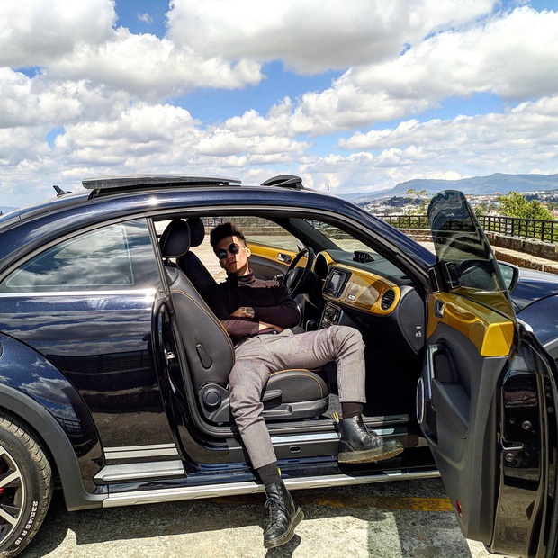 Loạt ảnh toát ra mùi giàu sang của hội thiếu gia và ông chủ trẻ, không phải ai cũng có đẳng cấp để pose như này - Ảnh 5.