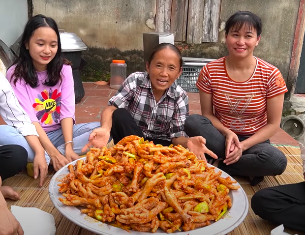 Lâu lâu bà Tân mới được lòng người xem đến vậy: tất cả nhờ 1 món ăn “bắt thóp” thời tiết khiến ai cũng xuýt xoa - Ảnh 4.