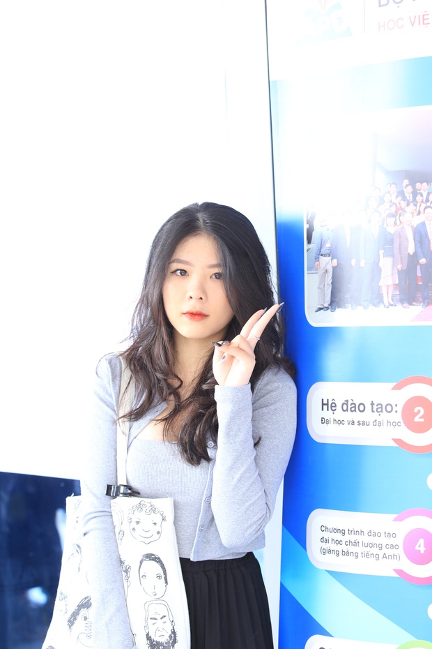 Cực phẩm mùa nhập học 2020: Dàn tân sinh viên gây náo loạn với nhan sắc đỉnh cao, thần thái ngời ngời - Ảnh 1.