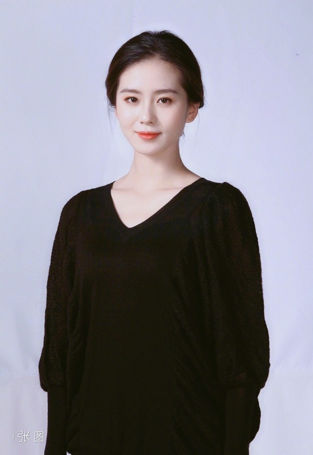 Lưu Thi Thi chia sẻ 5 tip giảm cân thần tốc: Ăn 1 quả táo trước bữa ăn, uống 1 ly nước sau ăn - Ảnh 7. Lưu Thi Thi chia sẻ 5 tip giảm cân thần tốc: Ăn 1 quả táo trước bữa ăn, uống 1 ly nước sau ăn - Ảnh 7.