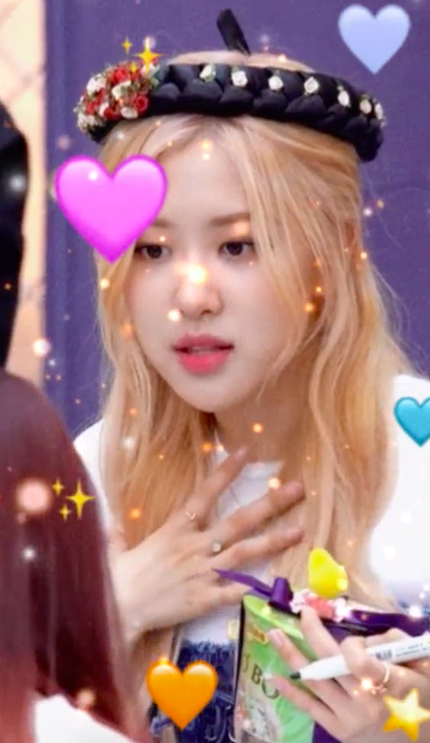 Hé lộ phản ứng của Rosé khi được fan Việt trao tận tay phở ăn liền từ 1 năm trước, bảo sao “chết mê chết mệt” với món ăn này - Ảnh 5.