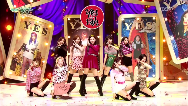 Fan cuối cùng cũng đợi được đến ngày để... khen stylist TWICE: Trang phục sang - xịn - mịn, nâng tầm visual gấp bội - Ảnh 12. Fan cuối cùng cũng đợi được đến ngày để... khen stylist TWICE: Trang phục sang - xịn - mịn, nâng tầm visual gấp bội - Ảnh 12.