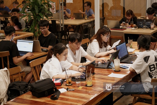 Nightlife trong Làng ĐH Quốc gia: Tưởng đìu hiu hóa ra nhộn nhịp không ngờ, từ quán xập xình đến chỗ chill chill gì cũng có - Ảnh 18.