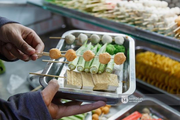 Nightlife trong Làng ĐH Quốc gia: Tưởng đìu hiu hóa ra nhộn nhịp không ngờ, từ quán xập xình đến chỗ chill chill gì cũng có - Ảnh 8.